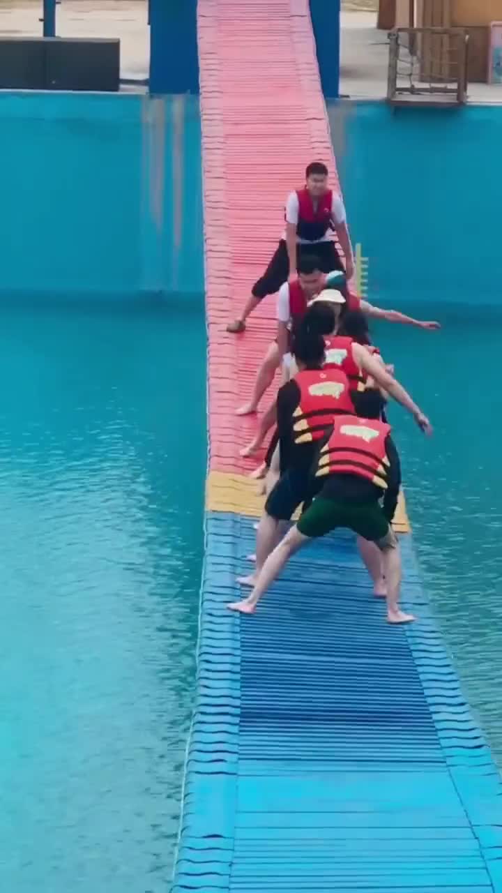 不用去海边！西安华夏文旅让你“沉浸式”遛娃，海洋+游乐双倍快乐！#华夏文旅西安度假区