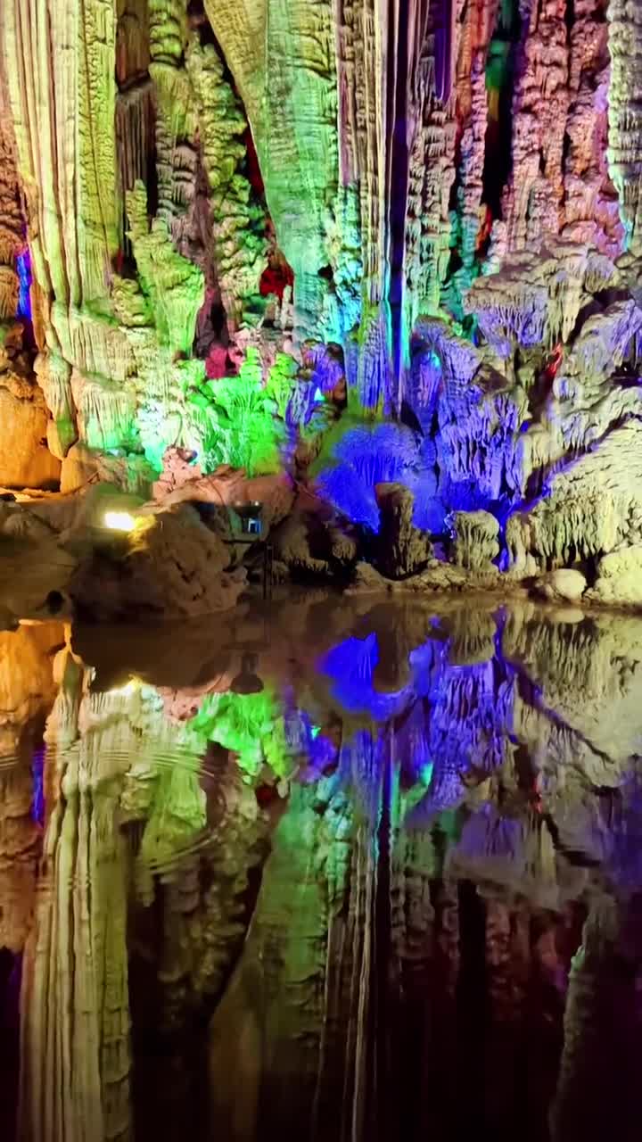 壮观漂亮，太哇塞了…无法形容的银子岩溶洞…就谁来过这里？留下旅游足迹#桂林市银子岩景区